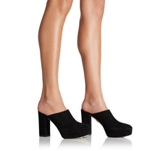 Load image into Gallery viewer, Runaway - Suede