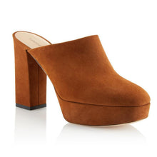 Load image into Gallery viewer, Runaway - Suede